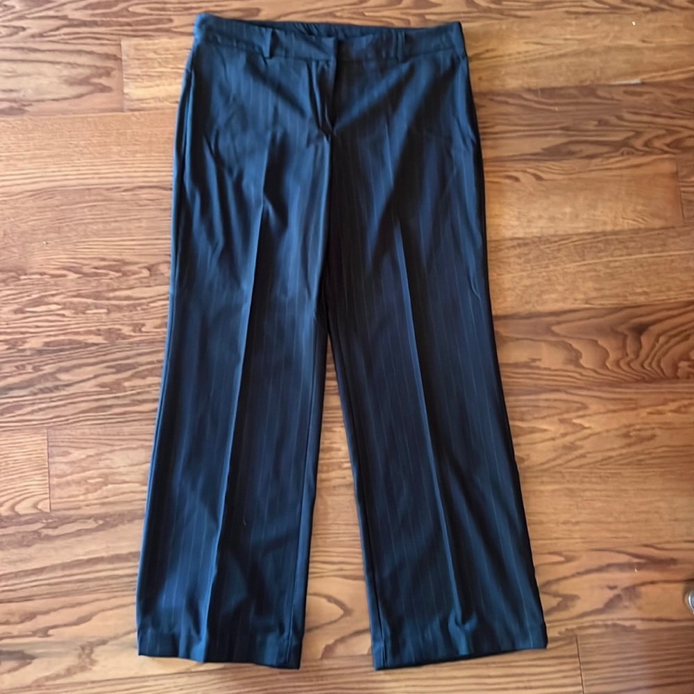 New York & Company Stretch Brown Pinstripes Trouser Size 12 Average